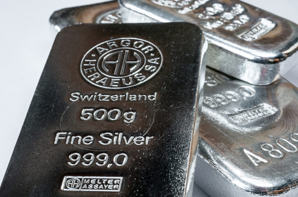 Image with several Switzerland silver bars